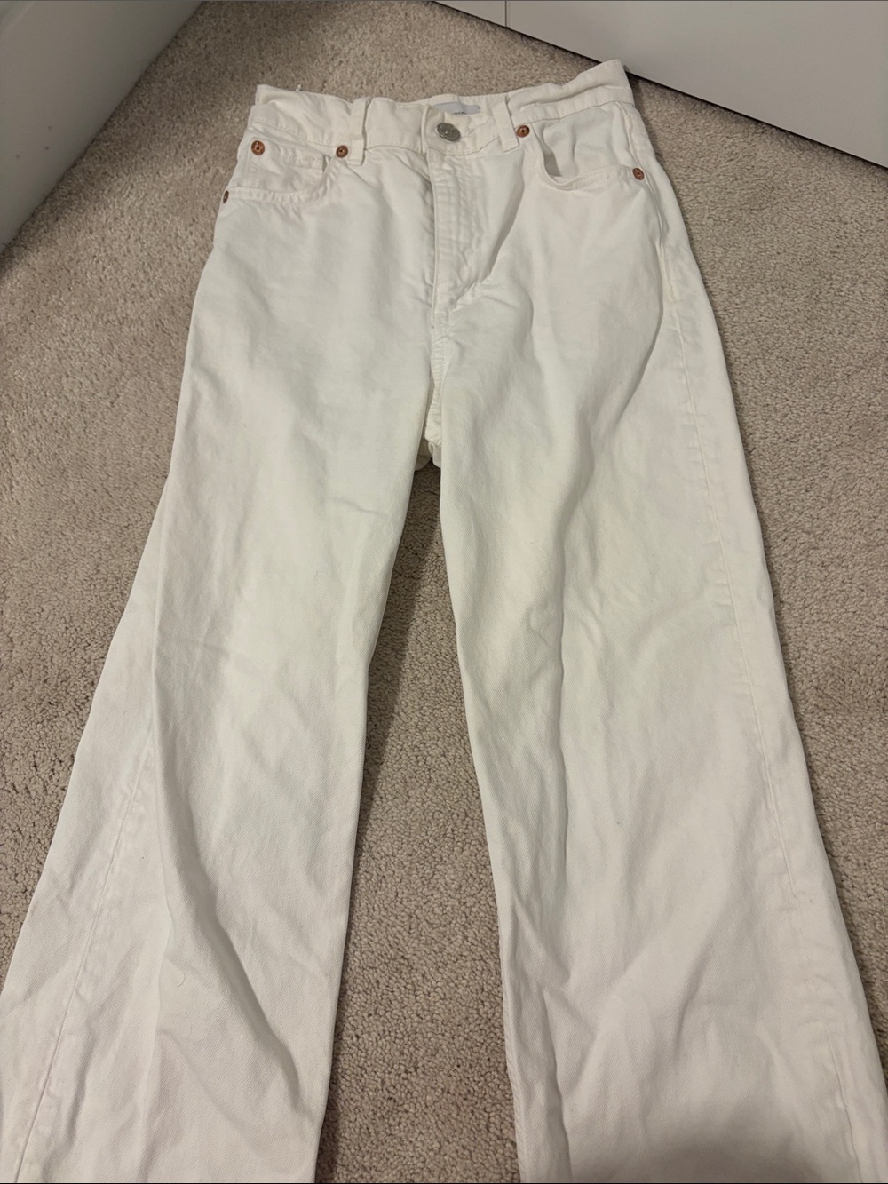 Zara White Women's Straight-Leg Jeans